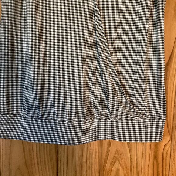 Maurices Top V Neck Wrap Style Sleeveless Women's Large - Picture 3 of 6